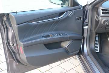 Maserati Ghibli GranSport* Premium Winter-Packet HK-Sound – Bild 12