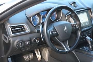 Maserati Ghibli GranSport* Premium Winter-Packet HK-Sound – Bild 13
