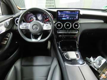 Mercedes-Benz GLC 300 d 4Matic AMG Line/Luft/Key-Go/HuD/Pano! – Bild 4