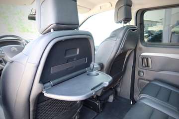 Citroën Spacetourer 2.0 BlueHDi S&S#Shine#8Sitze#AHK#1HD# – Bild 17