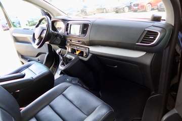 Citroën Spacetourer 2.0 BlueHDi S&S#Shine#8Sitze#AHK#1HD# – Bild 9