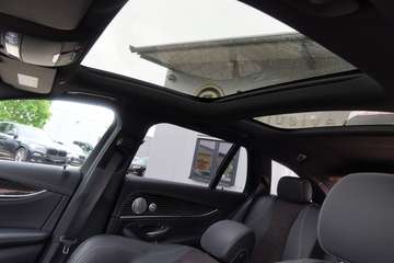 Mercedes-Benz E 300de#EQ#AMG-Sport#PANO#NIGHT#1HD#8xALU# – Bild 18