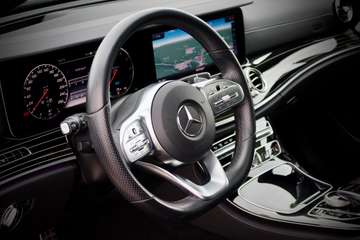 Mercedes-Benz E 300de#EQ#AMG-Sport#PANO#NIGHT#1HD#8xALU# – Bild 23