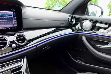 Mercedes-Benz E 300de#EQ#AMG-Sport#PANO#NIGHT#1HD#8xALU# – Bild 25