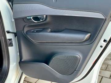 Volvo XC90 AWD T8 TwinE*R-Design* Business AHK 7-Sitze – image 24