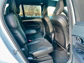 Volvo XC90 AWD T8 TwinE*R-Design* Business AHK 7-Sitze – image 25
