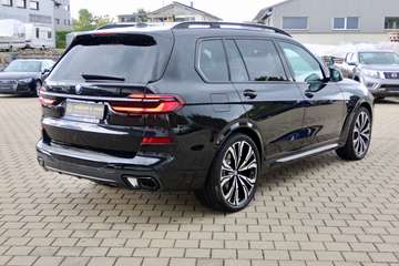 BMW X7 xDrive 40 d M Sport PRO#PANO#CARBON#AHK#23" – Bild 6