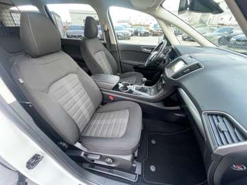 Ford Galaxy Business 2.0TDCI /7-Sitze/AHK/8xAlu/TOP – Bild 15