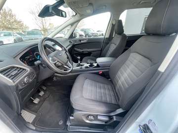 Ford Galaxy Business 2.0TDCI /7-Sitze/AHK/8xAlu/TOP – Bild 10