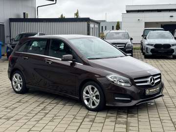 Mercedes-Benz B 180 AMG PDC NAVI KLIMA TOP – Bild 4