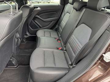 Mercedes-Benz B 180 AMG PDC NAVI KLIMA TOP – Bild 22