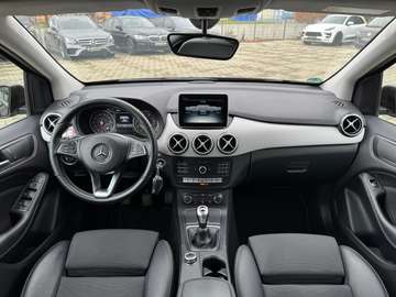 Mercedes-Benz B 180 AMG PDC NAVI KLIMA TOP – Bild 16