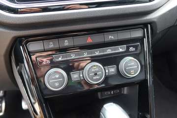 Volkswagen T-Roc R 4Motion#R-LINE#VIRTUAL#ACC#KEY-GO# – image 18