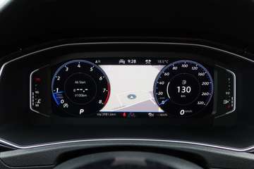 Volkswagen T-Roc R 4Motion#R-LINE#VIRTUAL#ACC#KEY-GO# – image 19
