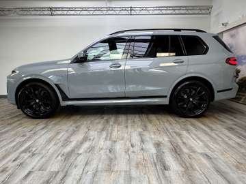 BMW X7 xDrive40i M Sport Pro Sitzlüft. Integral ACC – Bild 1