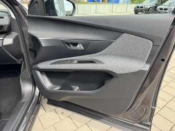 Peugeot 3008 Active Pack Kamera Carplay ZahnR.neu.TOP – image 29