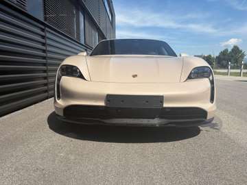 Porsche Taycan Cross Turismo 4 S-BOSE-INNO-HEAD UP – image 12