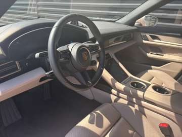 Porsche Taycan Cross Turismo 4 S-BOSE-INNO-HEAD UP – image 14