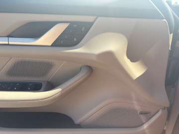 Porsche Taycan Cross Turismo 4 S-BOSE-INNO-HEAD UP – image 25