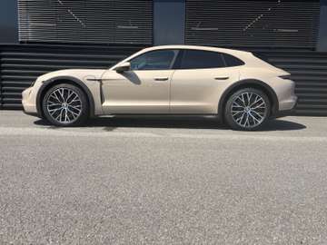 Porsche Taycan Cross Turismo 4 S-BOSE-INNO-HEAD UP – image 10
