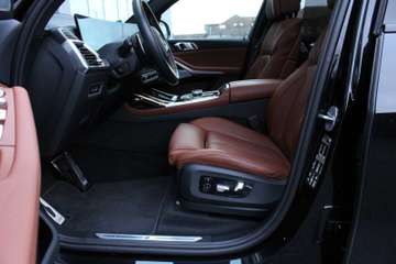 BMW X7 xDrive 40 d M Sport – Bild 15