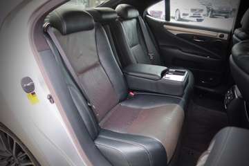 Lexus LS 600h F Sport – Bild 18