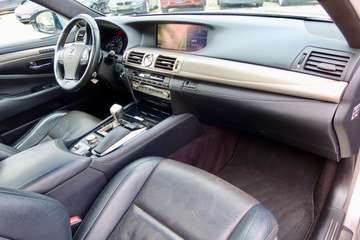 Lexus LS 600h F Sport – Bild 11