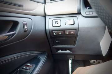 Lexus LS 600h F Sport – Bild 13
