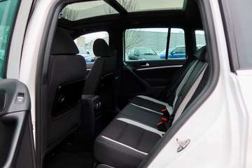 Volkswagen Tiguan 2.0TDI*BMT*4M*R-Line*AHK*PANO*2HD*KEYGO* – Bild 22