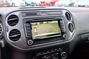 Volkswagen Tiguan 2.0TDI*BMT*4M*R-Line*AHK*PANO*2HD*KEYGO* – Bild 19
