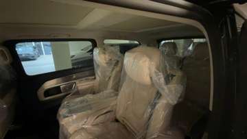 Mercedes-Benz V 300 d 4MATIC EXCLUSIVE lang – Bild 5