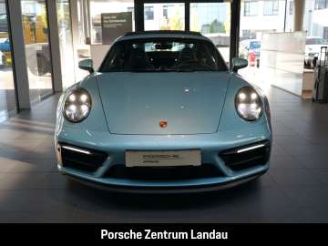 Porsche 992 911 Carrera GTS – image 6