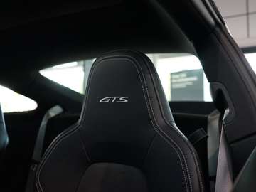 Porsche 992 911 Carrera GTS – image 34