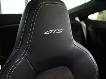 Porsche 992 911 Carrera GTS – image 42