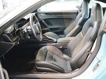 Porsche 992 911 Carrera GTS – image 60
