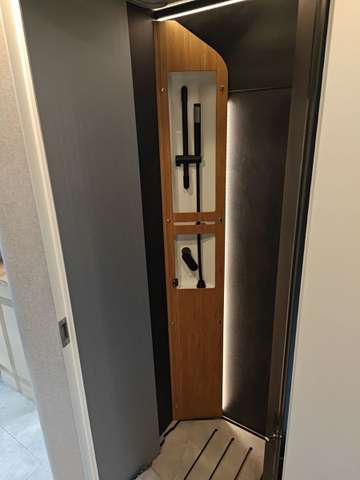 HYMER / ERIBA / HYMERCAR Venture S Mercedes – Bild 15
