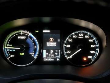 Mitsubishi Outlander 2.4 PHEV 4WD Plug-In Hybrid LED/Kamera – image 18