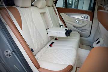 Mercedes-Benz E 200 d#Avantgarde + designo#LUFT#ACC#PANO – Bild 23