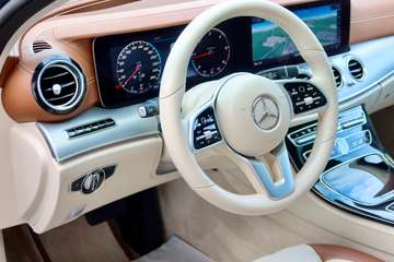 Mercedes-Benz E 200 d#Avantgarde + designo#LUFT#ACC#PANO – Bild 14
