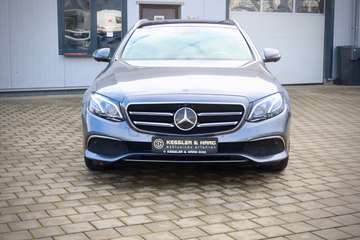 Mercedes-Benz E 200 d#Avantgarde + designo#LUFT#ACC#PANO – Bild 3