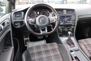 Volkswagen Golf VII 2.0 GTI#ACC#DCC# DiscoverPro#DYNAUDIO#APP – Bild 13