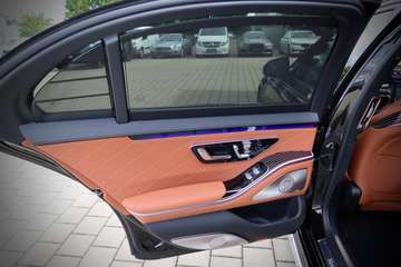 Mercedes-Benz S 500 4Matic LONG#Chauffeur+Exklusiv#FOND-ENT#NIGHT#3D# – Bild 17