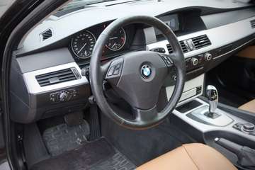 BMW 520d#EUR5#LEDER#XENON#PANO# – image 10