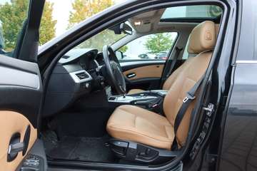 BMW 520d#EUR5#LEDER#XENON#PANO# – image 11