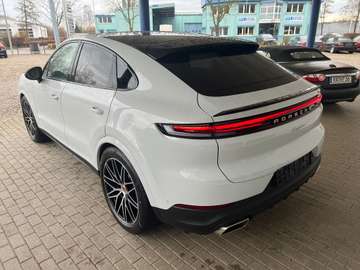 Porsche Cayenne Coupe Basis – image 4