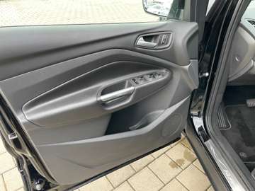 Ford Kuga Titanium 2.0 TDCi 4x4 Aut/StandH/ACC/Kamera – Bild 11