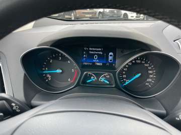 Ford Kuga Titanium 2.0 TDCi 4x4 Aut/StandH/ACC/Kamera – Bild 17
