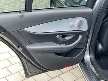 Mercedes-Benz E 350 d 4Matic All-Terrain HuD/StandH/Luft/Voll – Bild 25