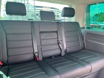 Volkswagen T6.1 Multivan Generation Six 4MOTION StandHZG Na – image 11