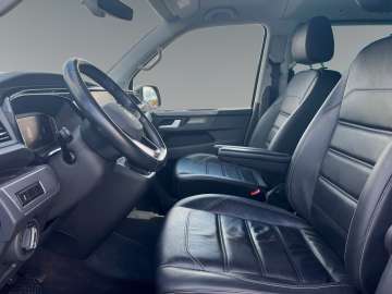 Volkswagen T6.1 Multivan Generation Six 4MOTION StandHZG Na – image 4